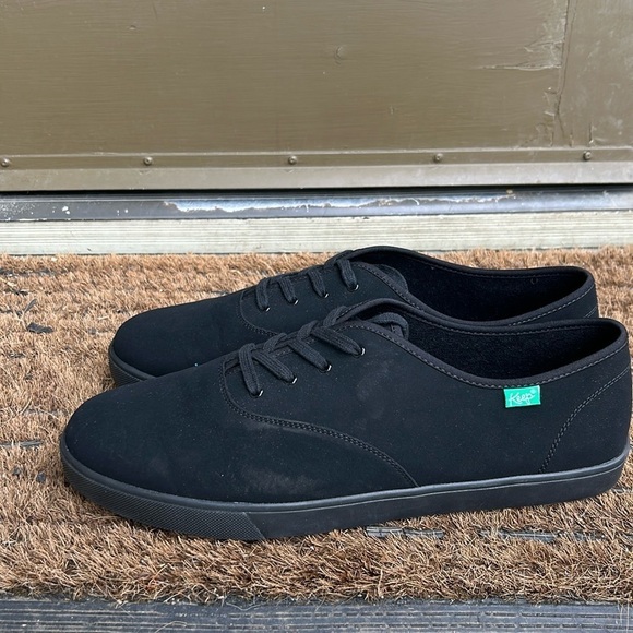 NWOT Keep Vegan Sneakers The Home Black Slip Resistant Faux Suede Sz 14 - Picture 1 of 7